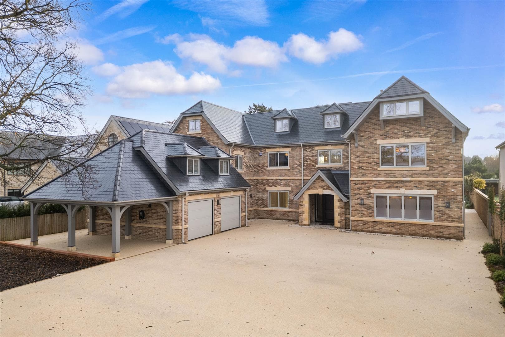 Tiddington Road, Stratford-Upon-Avon, CV37 7BB