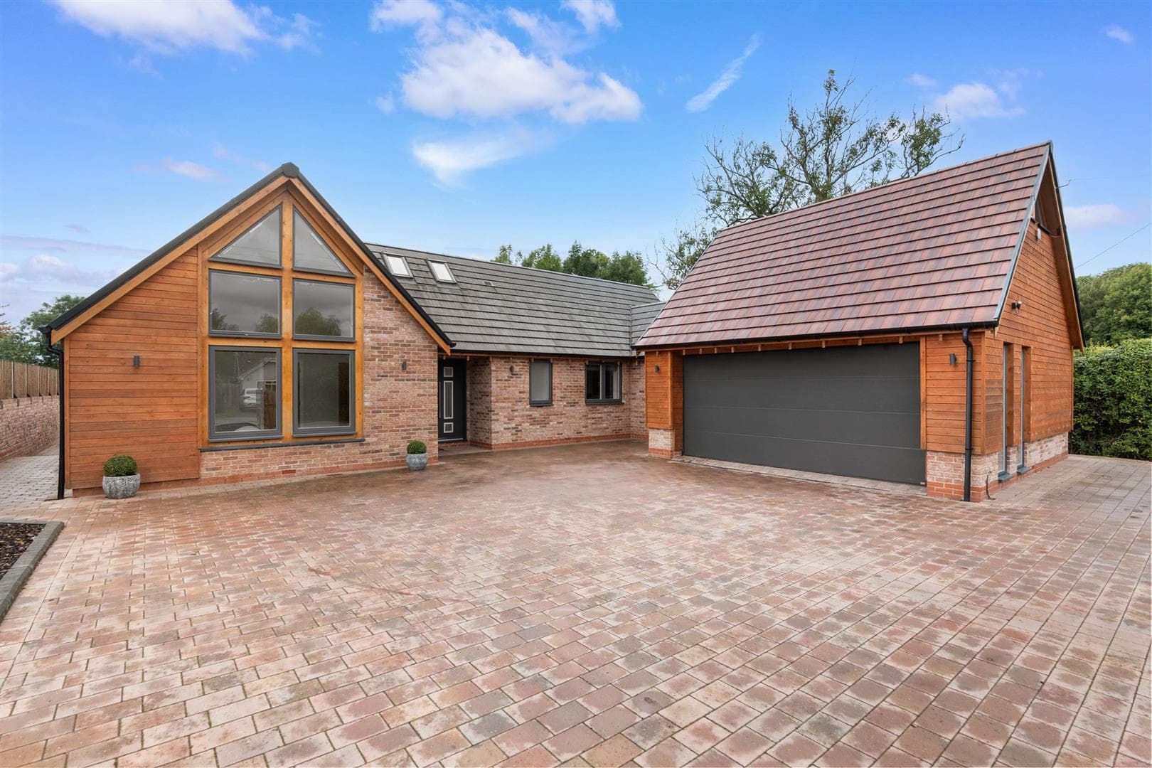 Haye Lane, Mappleborough Green, Studley, Warwickshire, B80 7BU