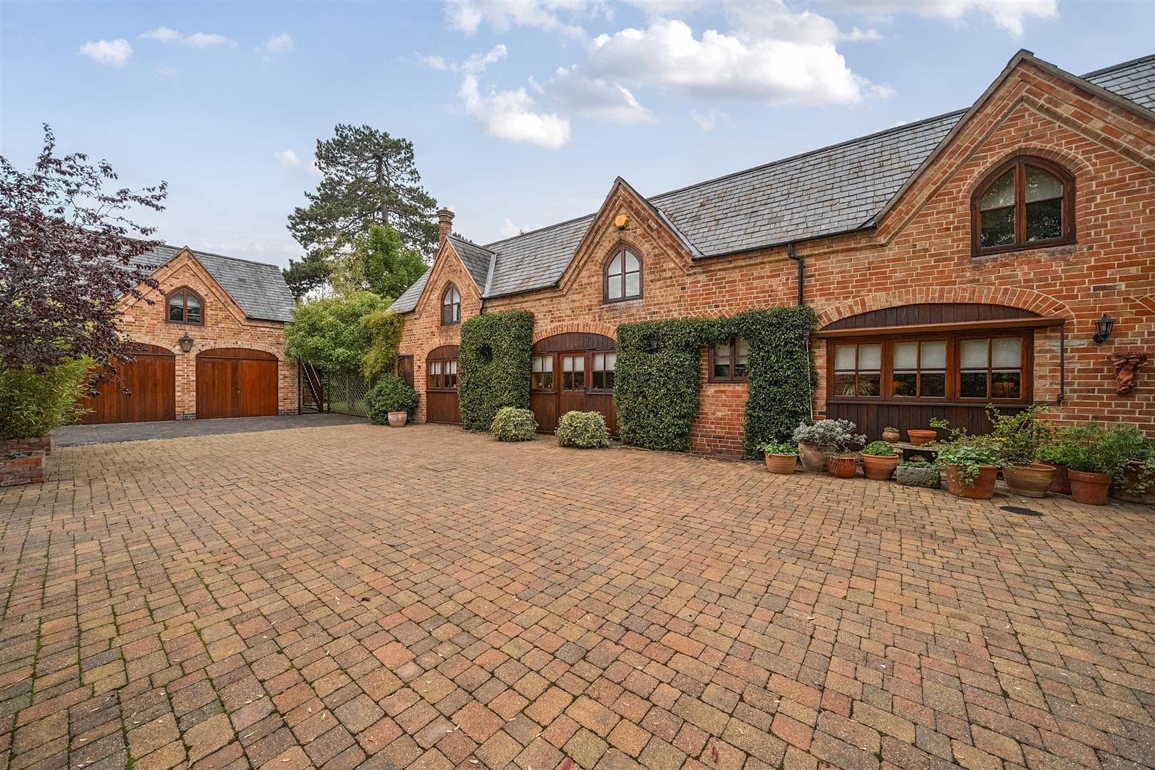 The Avenue, Bishopton, Stratford-upon-Avon, Warwickshire, CV37 0RH