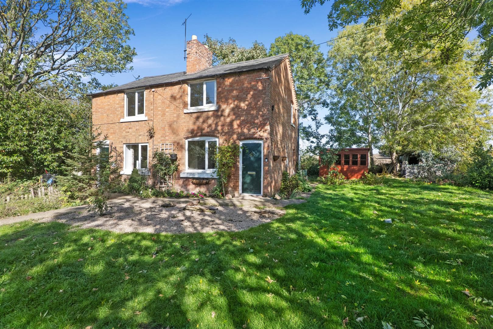 Alcester Road, Stratford-Upon-Avon, CV37 9RJ