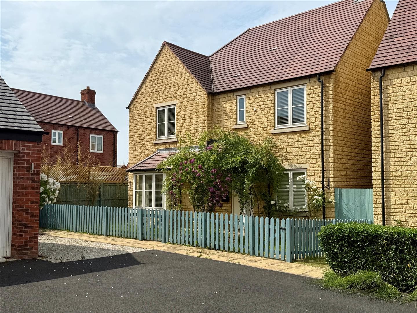 Ridge Close, Mickleton, Chipping Campden, Gloucestershire, GL55 6UE