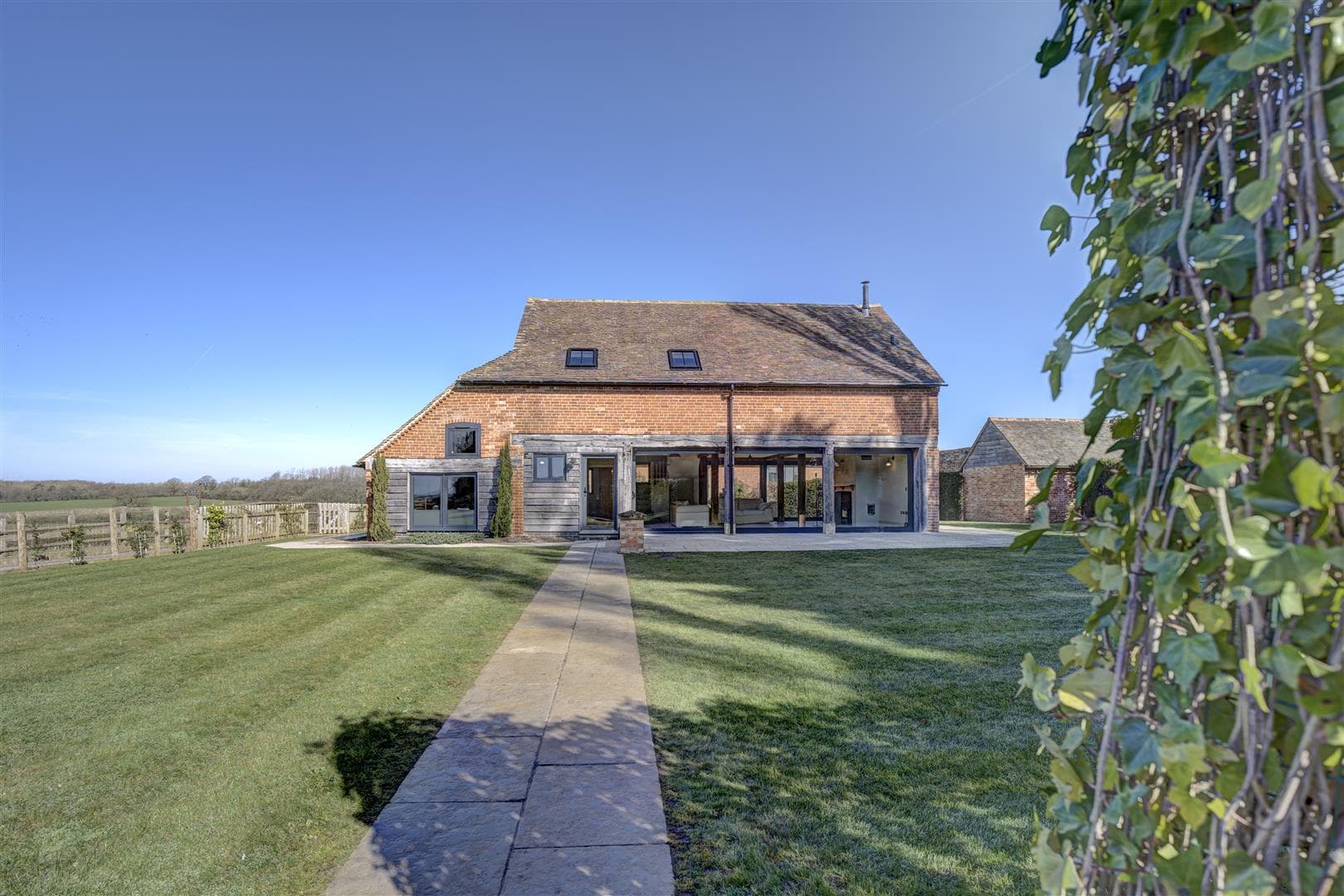 Manor Lane, Wood Bevington, Alcester, Warwickshire, B49 5FR