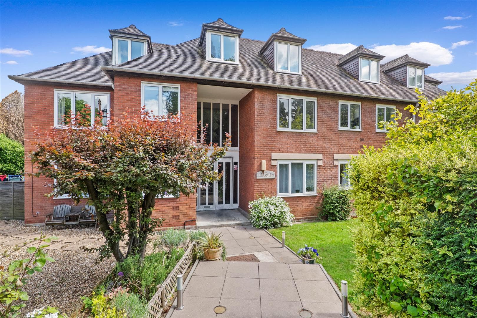 Maidenhead Road, Stratford-Upon-Avon, CV37 6XX