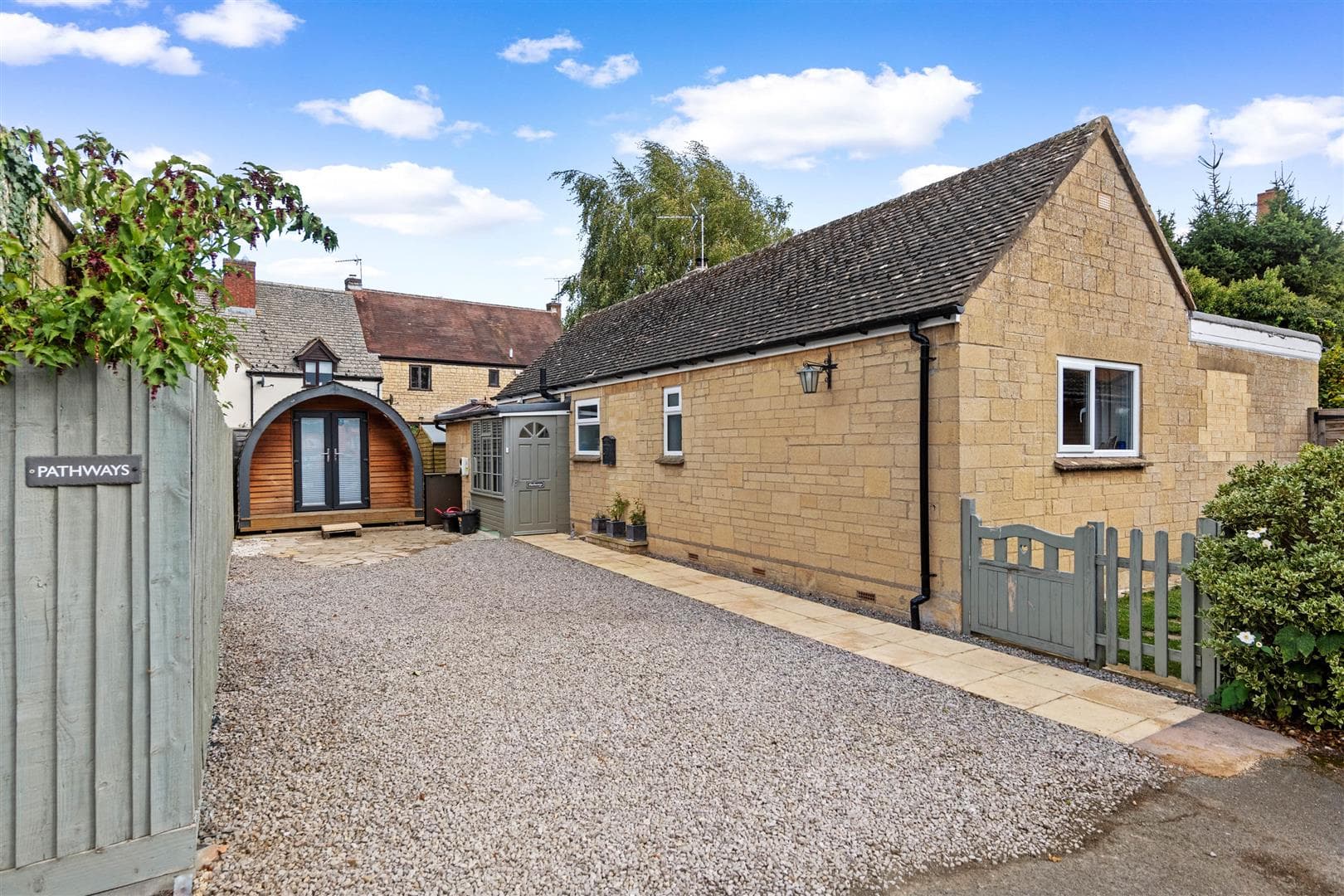 Gloucester Lane, Mickleton, Chipping Campden, Gloucestershire, GL55 6RP